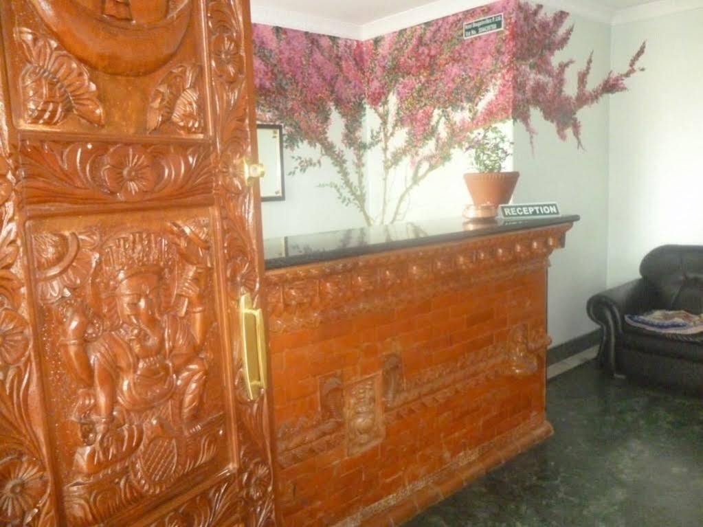 Hotel Bougainvillea Pokhara Exterior photo